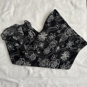 y2Black & white floral silky flowy midi s